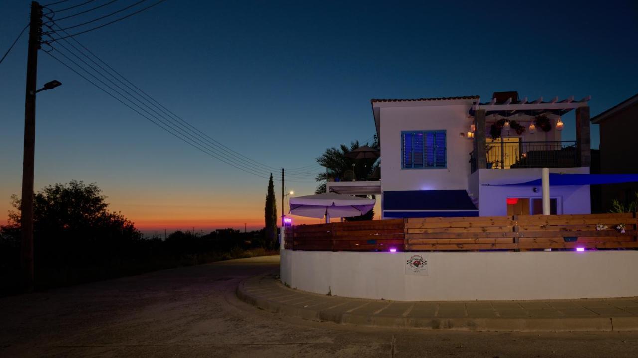 Villanelle Bed & Breakfast Welcomes Dog Lovers Only Tala Exteriör bild