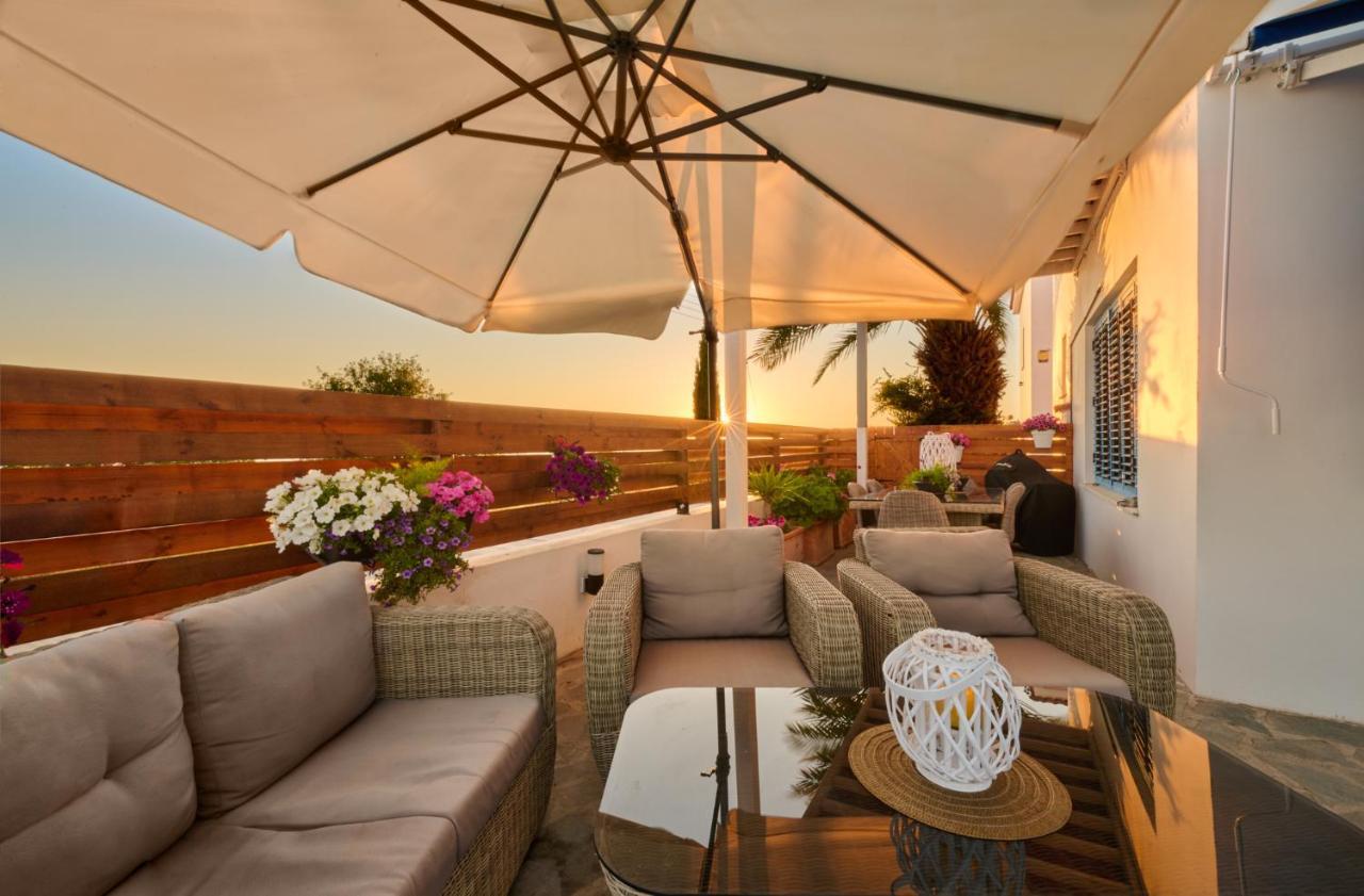Villanelle Bed & Breakfast Welcomes Dog Lovers Only Tala Exteriör bild